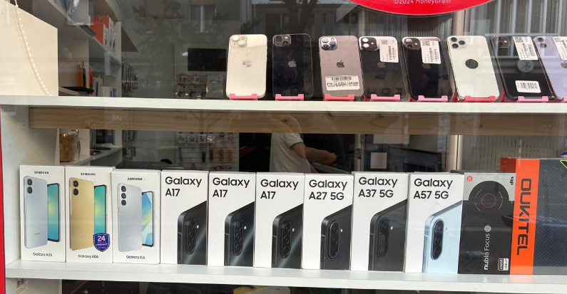 Smartphones & Geräte